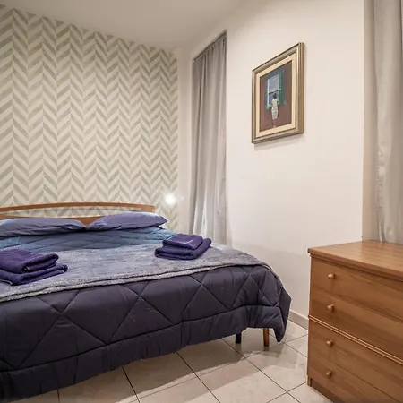 Vakantiehuis Borgo Vittorio 76 *